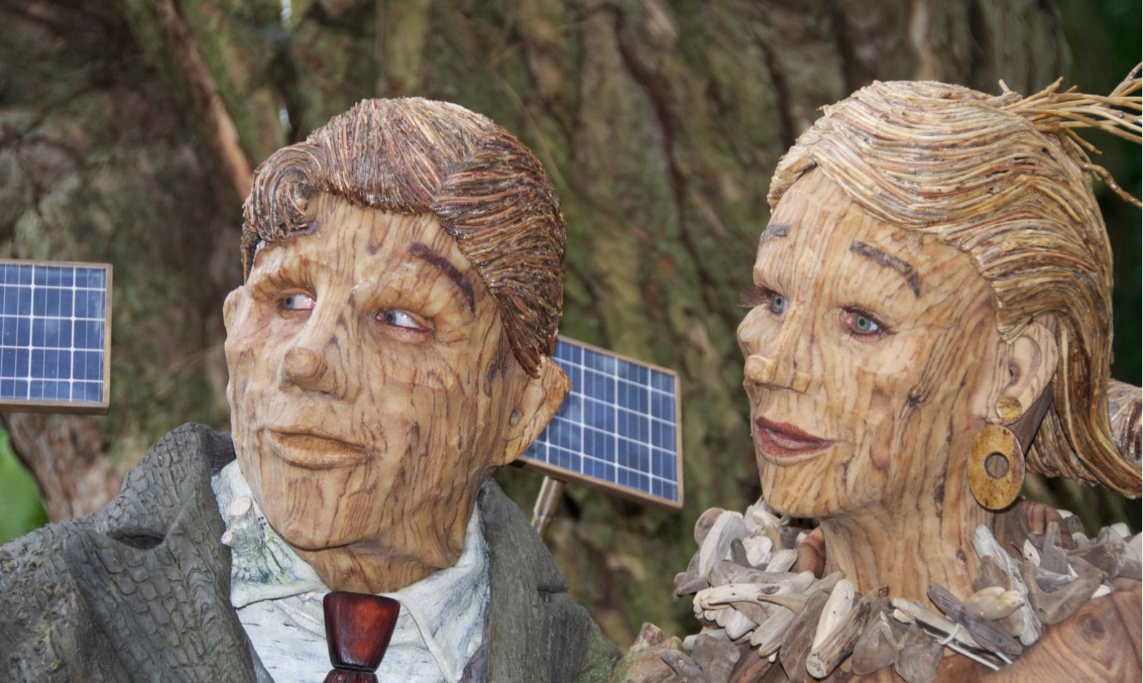 HOUT & HOUT